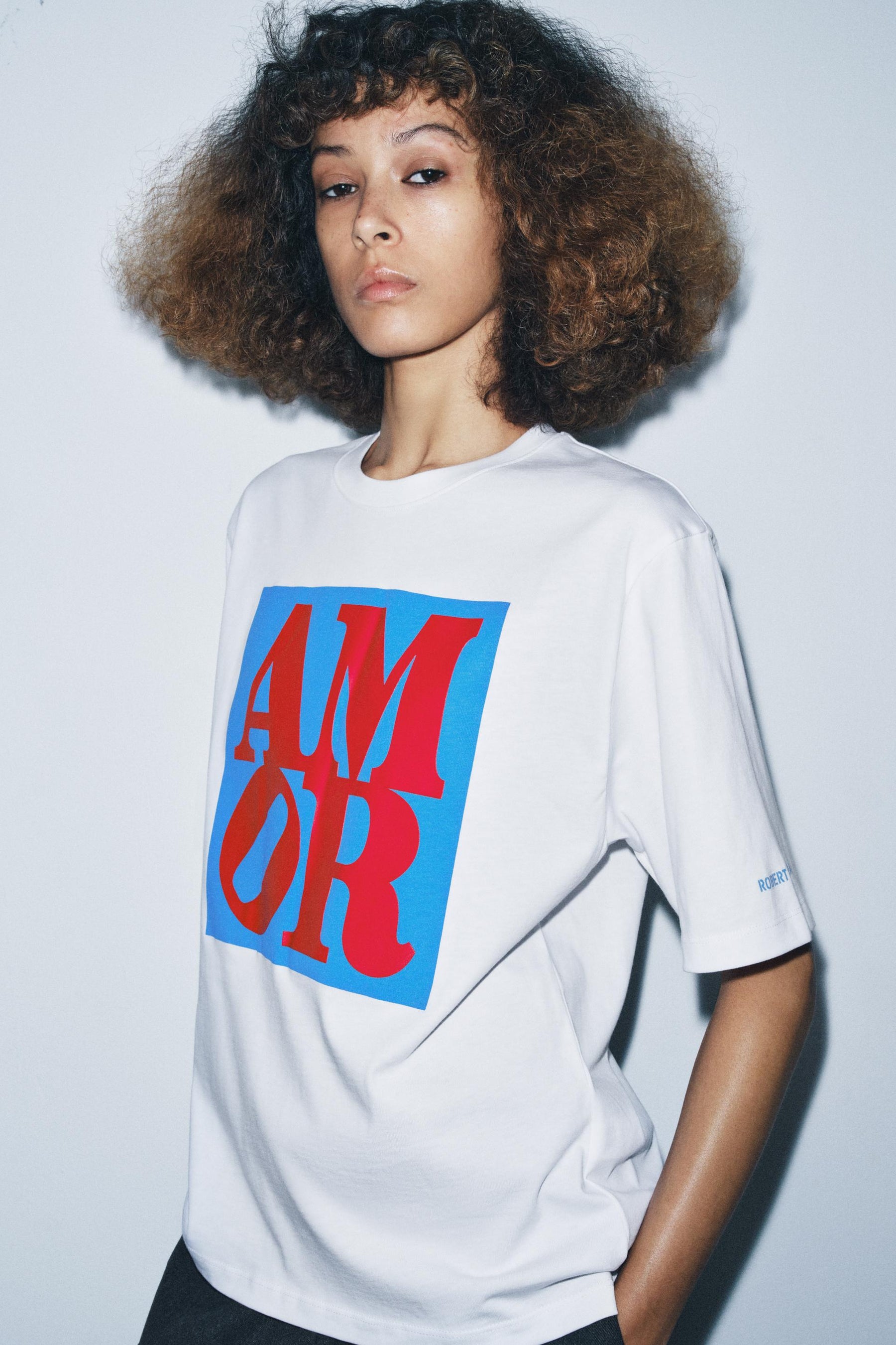 CONTRAST SLOGAN SHIRT