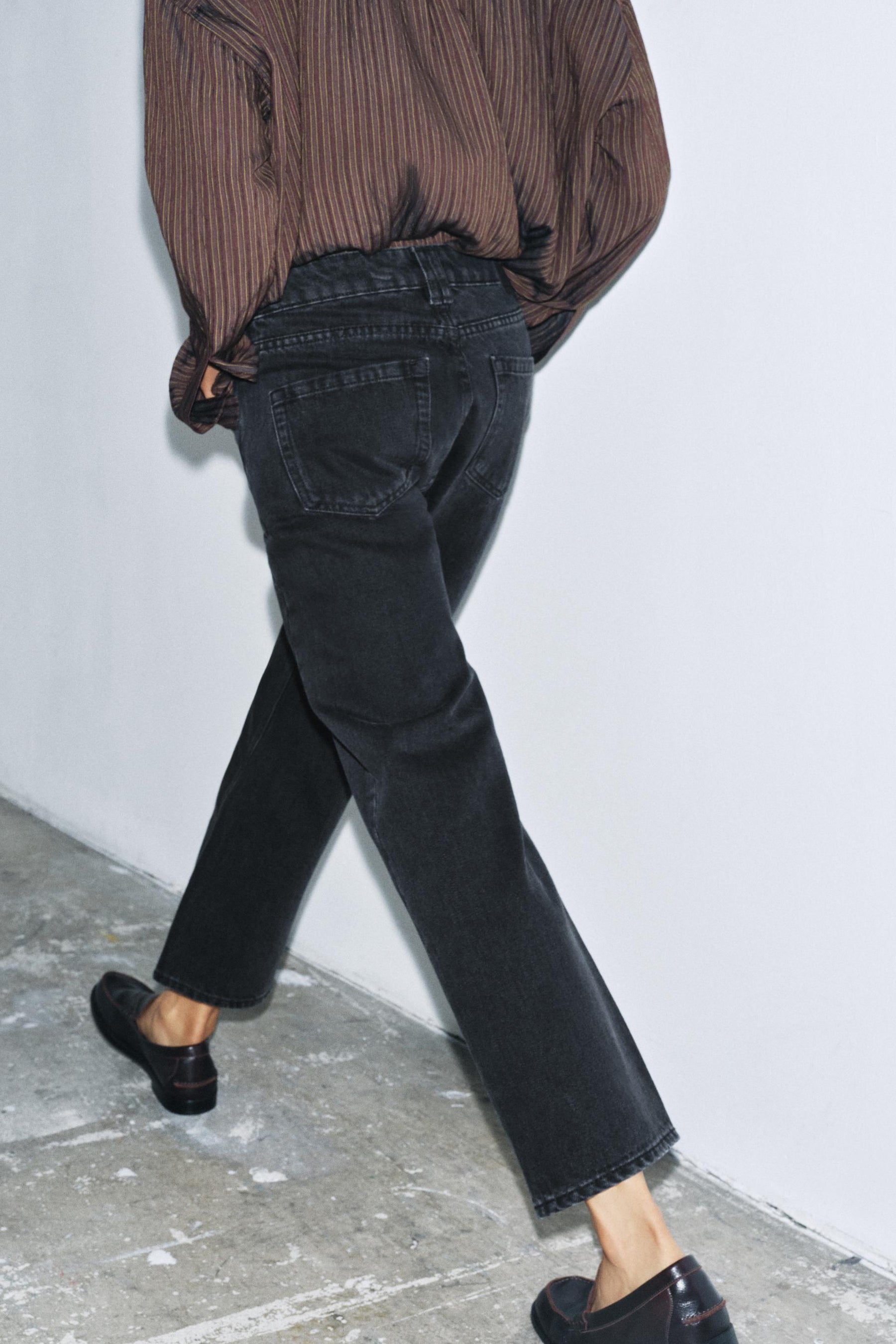 Mid-waist cigarette jeans
