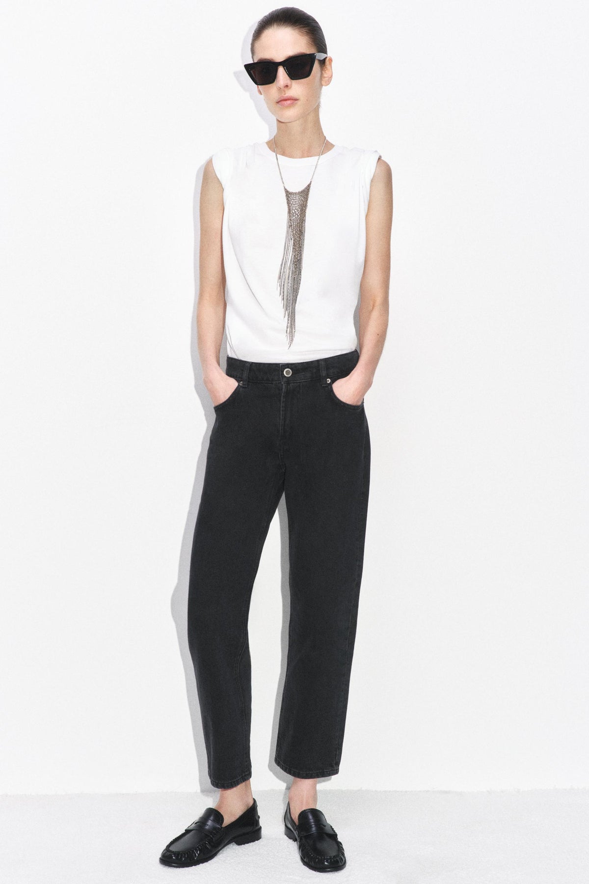 Mid-Waist Cigarette Jeans