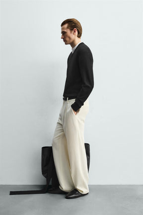 WOOL V-NECK JUMPER - Image 4