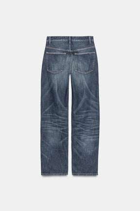 Mid-Waist Boyfriend Jeans