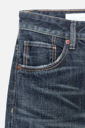 Mid-Waist Boyfriend Jeans
