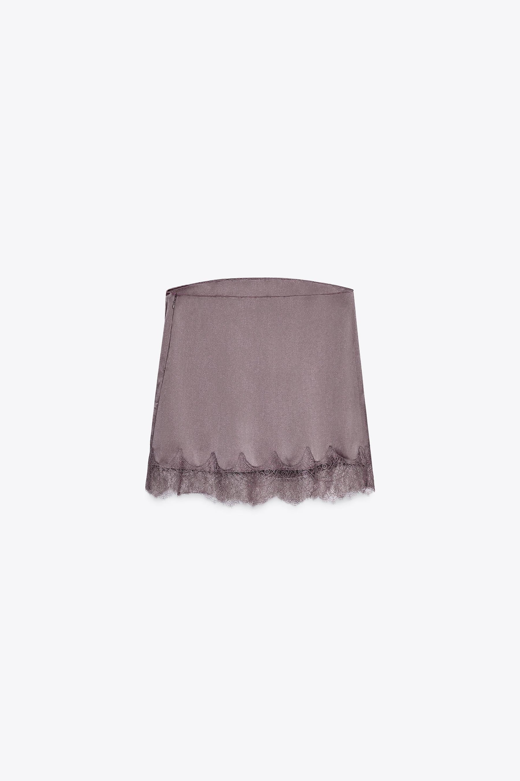 SATIN TOP WITH LACE