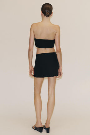 Appliqué Cropped Fashion Top