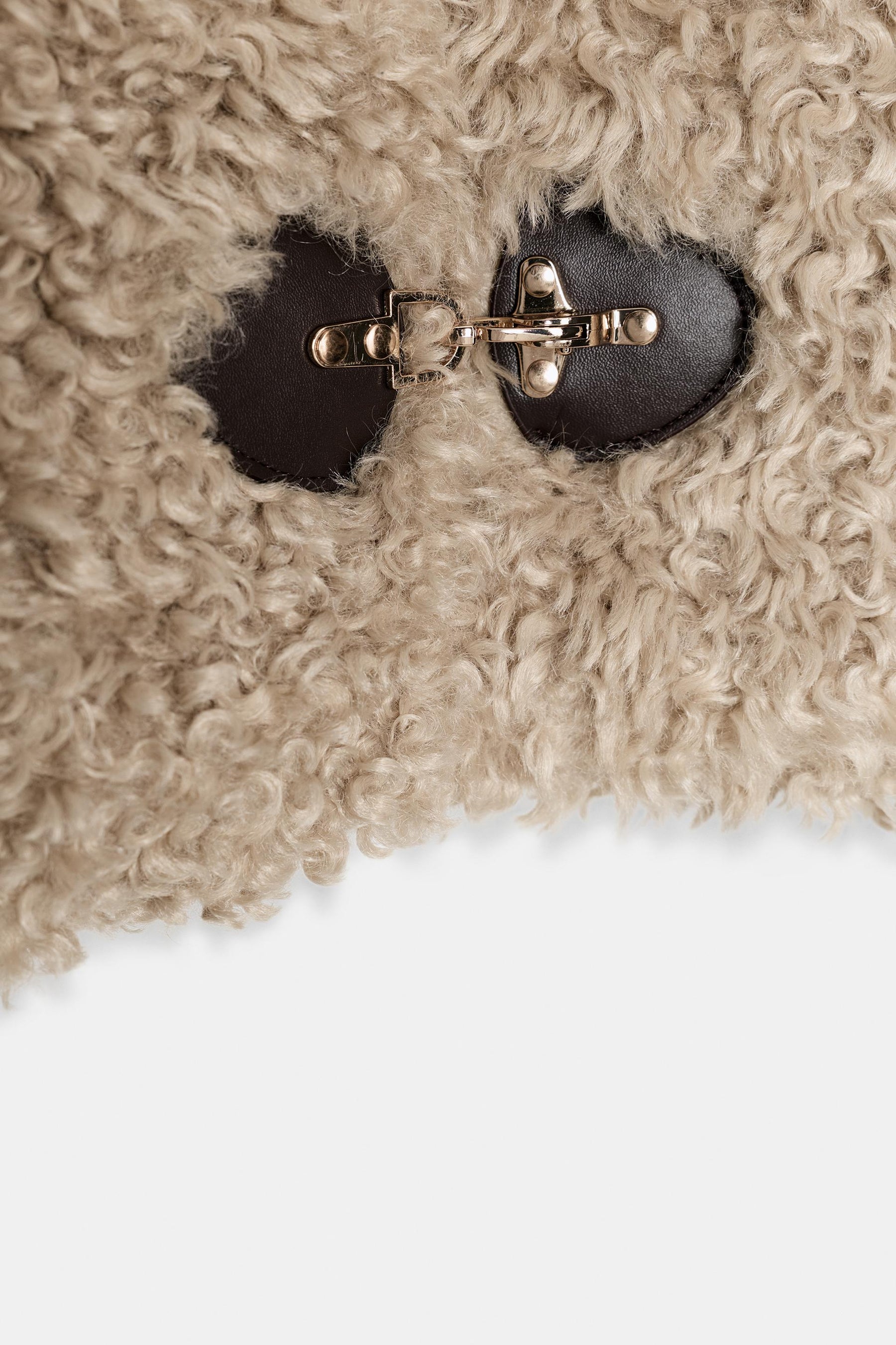 FAUX FUR JACKET WITH FIREMAN CLASP - Image 9