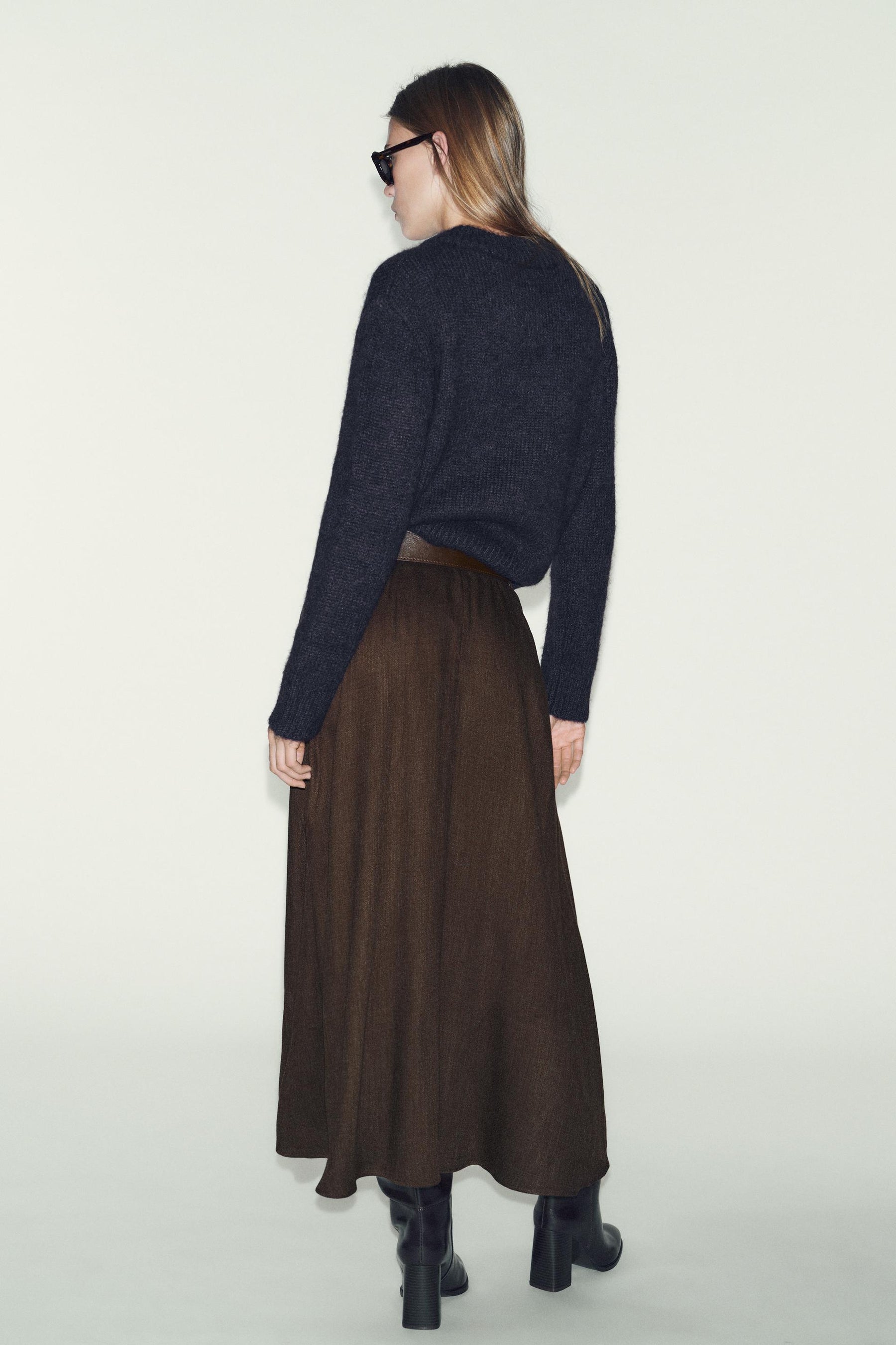 BELTED MIDI SKIRT