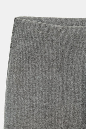 STRAIGHT-LEG TROUSERS