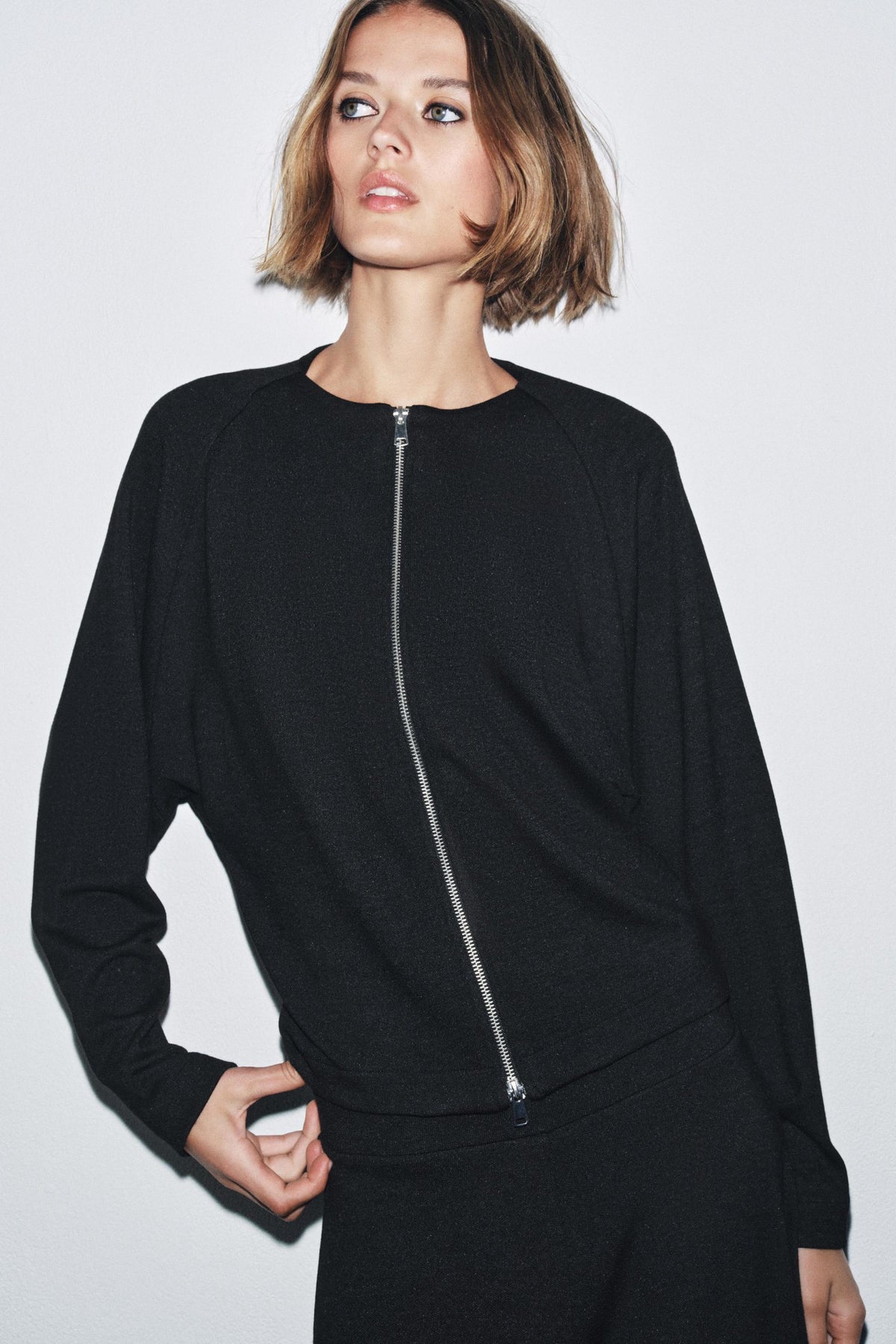 ZIP-UP JACKET - Image 2