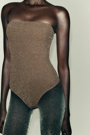 Body mit Metallicfaden