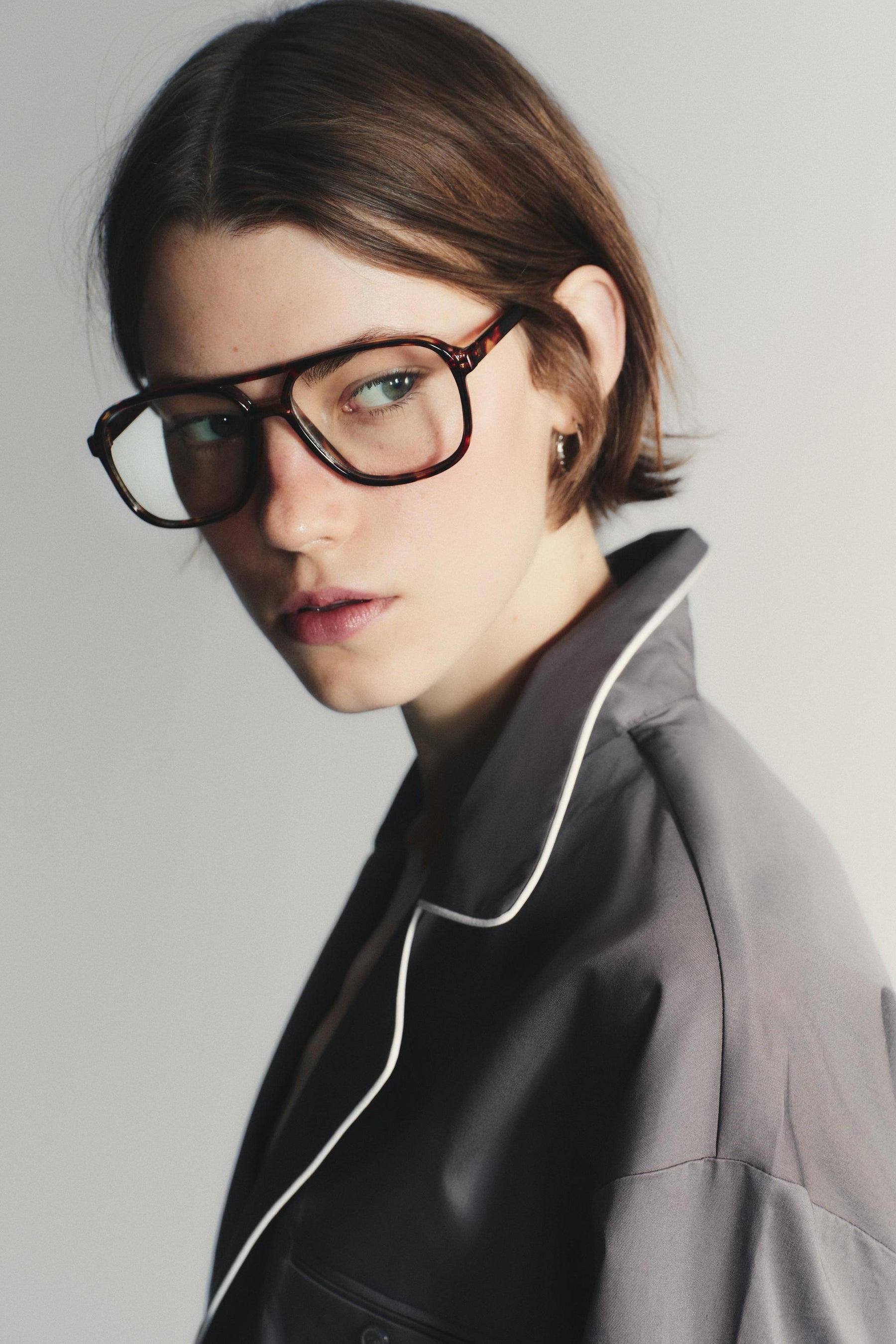 PIPED TRIM SHIRT