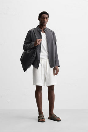 100% LINEN BERMUDA SHORTS - Image 1