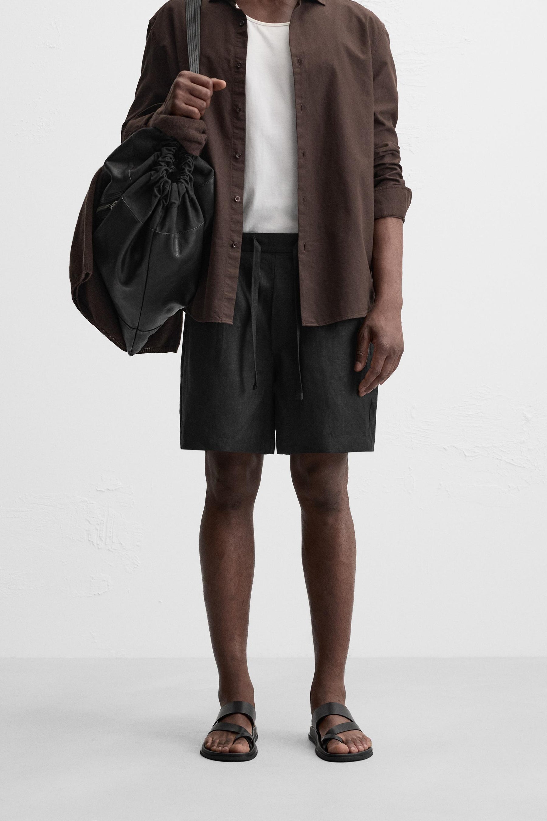 100% LINEN BERMUDA SHORTS - Image 2