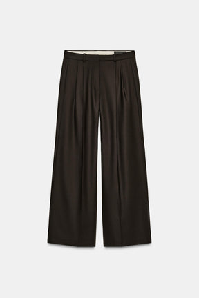 Wide-leg pleated trousers