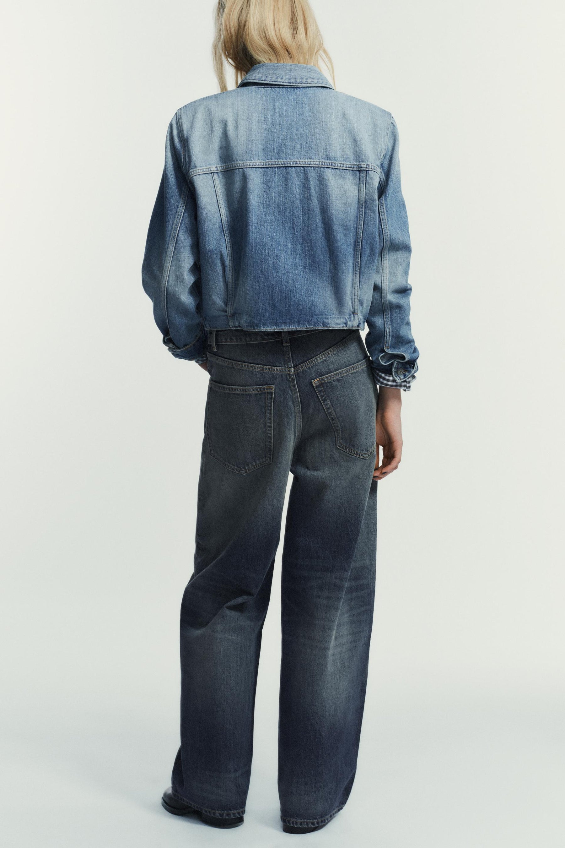 Mid-Waist Folded Waist Jeans
