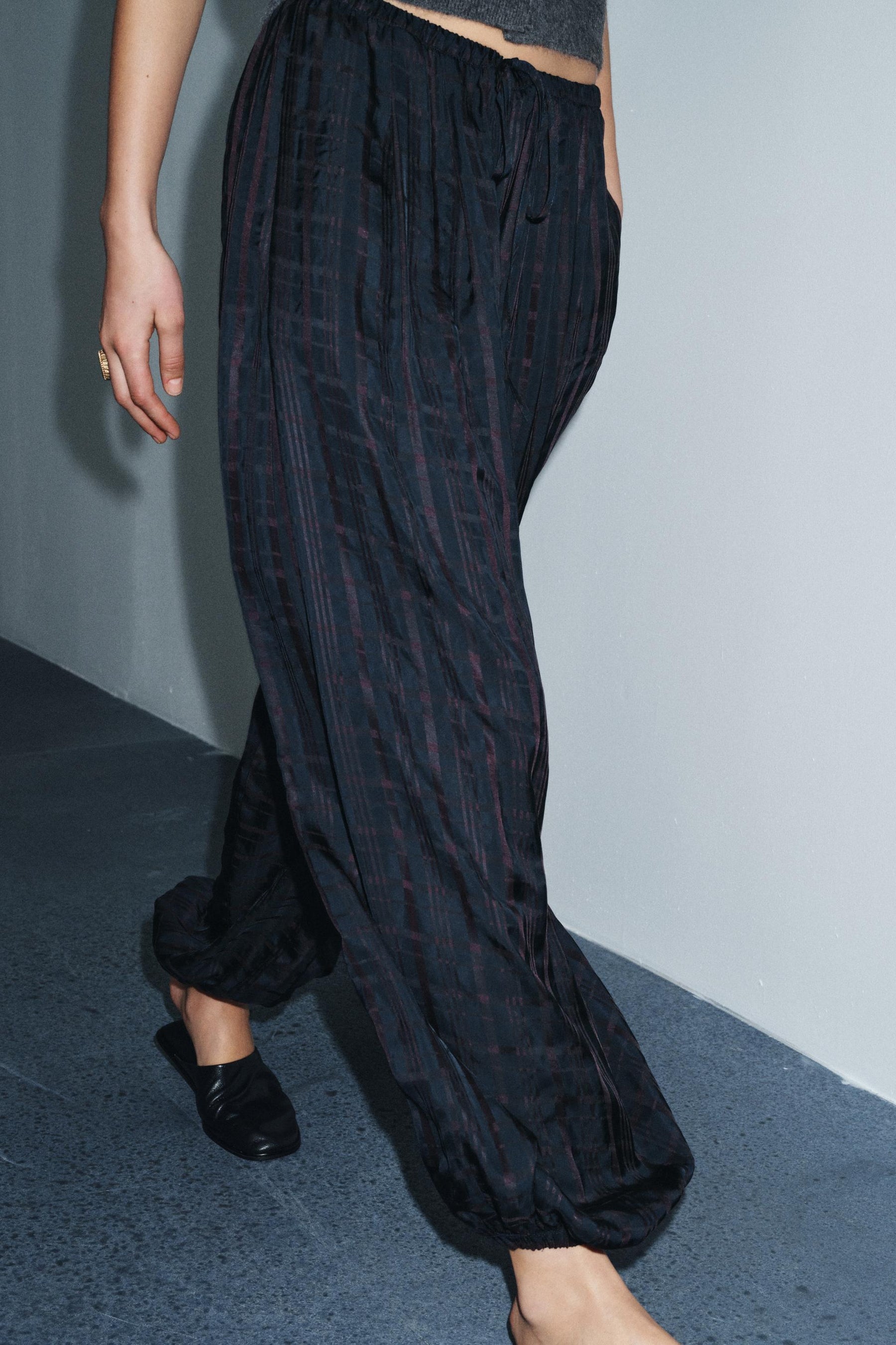 Checked Balloon Trousers