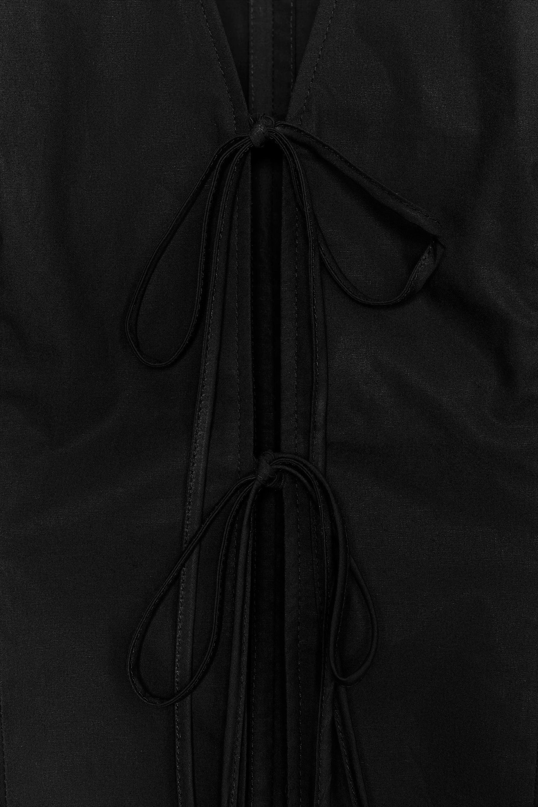 Poplin shirt with tied