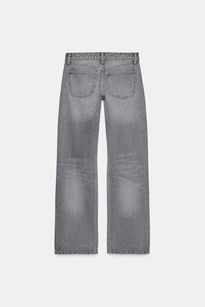 Wide-leg low-rise jeans