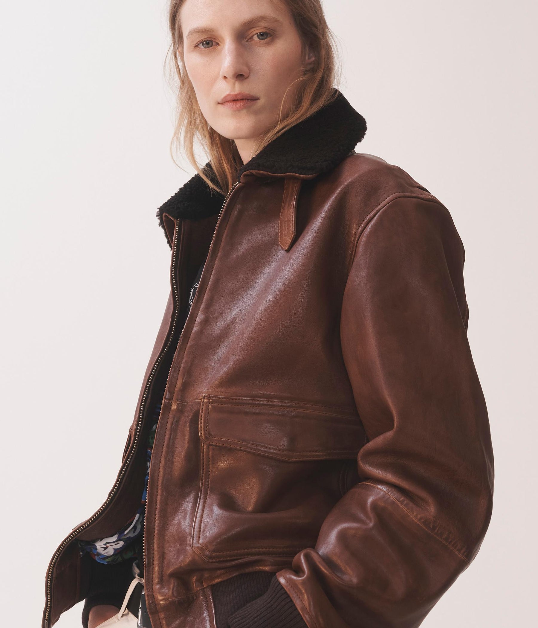 LEDER-FLUGJACKE