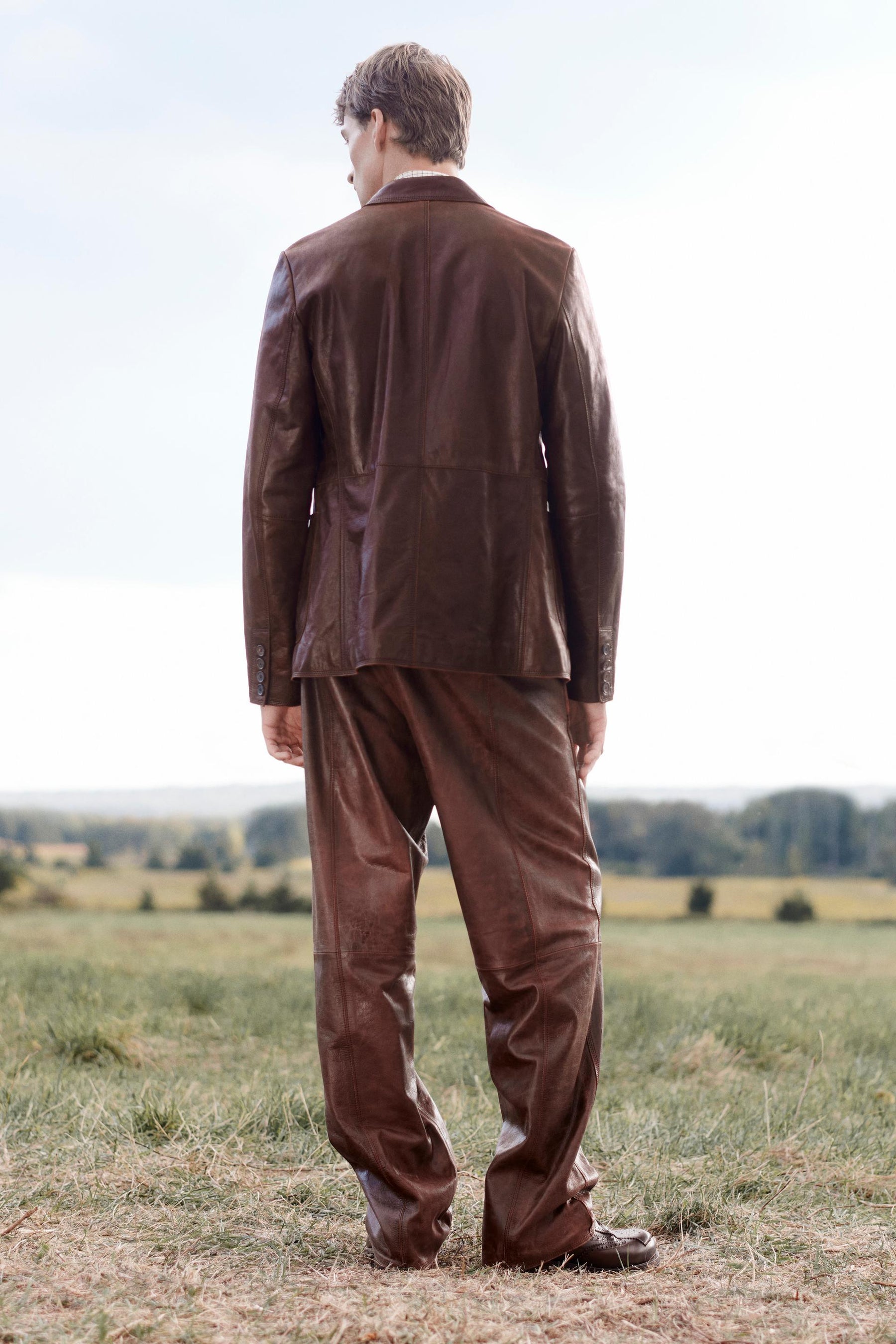 LIMITED EDITION LEATHER SUIT BLAZER - Image 2