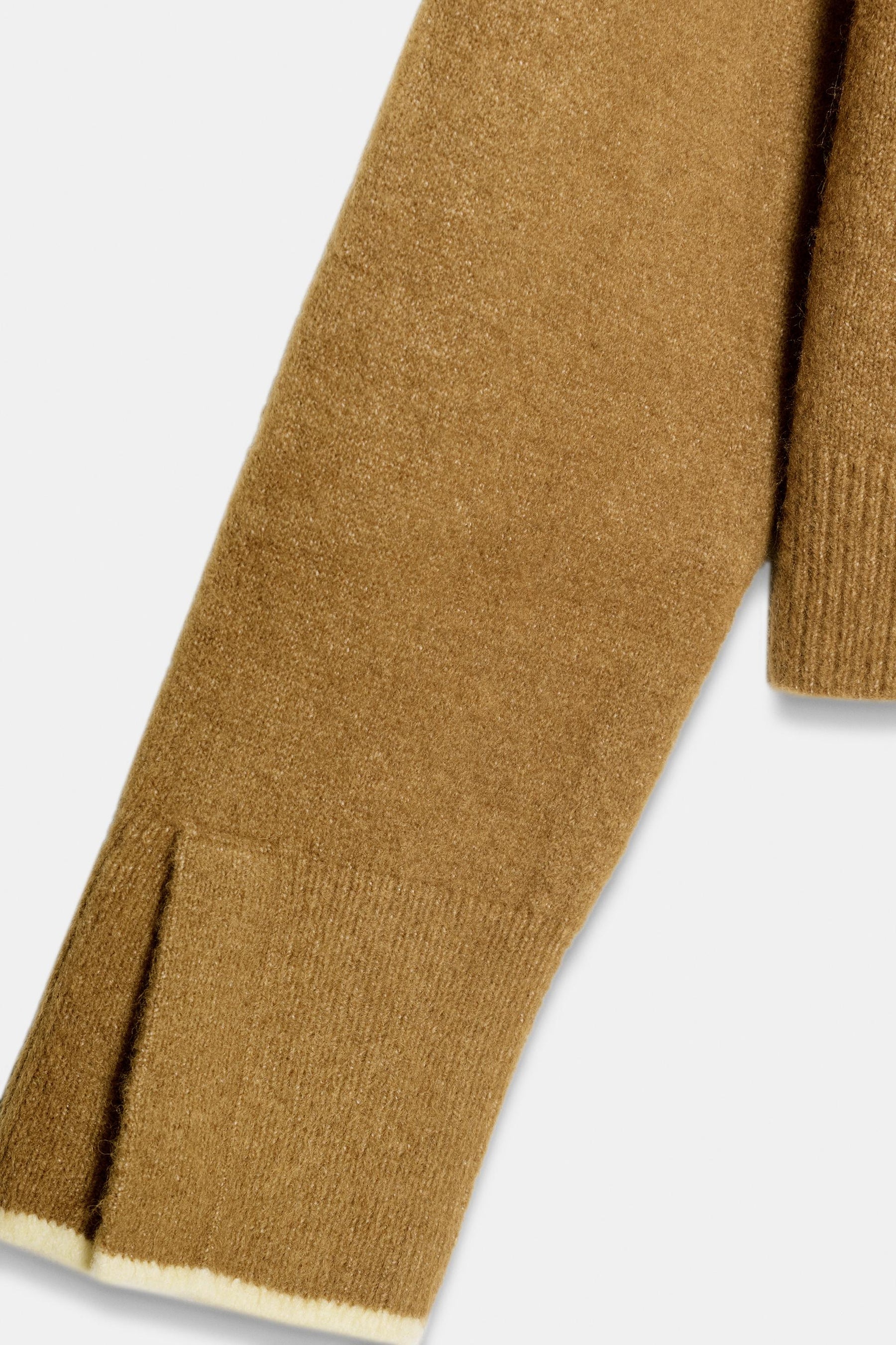 Strickpullover mit Borten