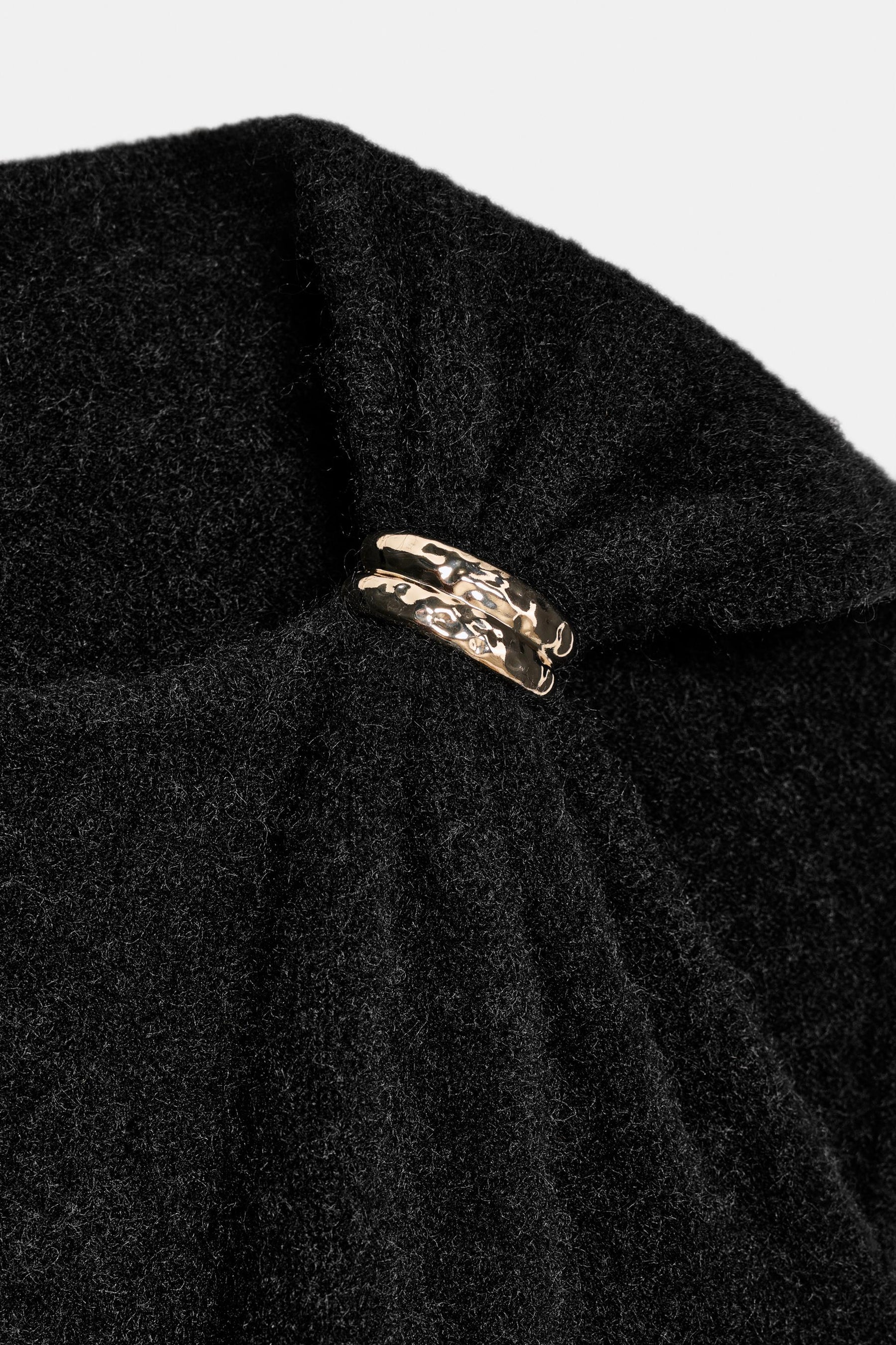 SLEEVELESS KNIT JUMPER