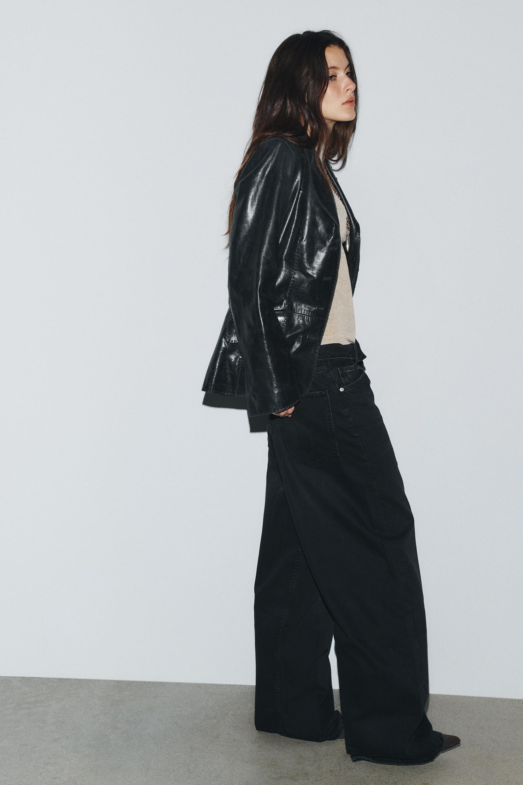 Jeans mit umgeschlagenem Bund