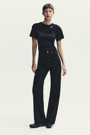 HIGH-WAIST WIDE-LEG JEANS