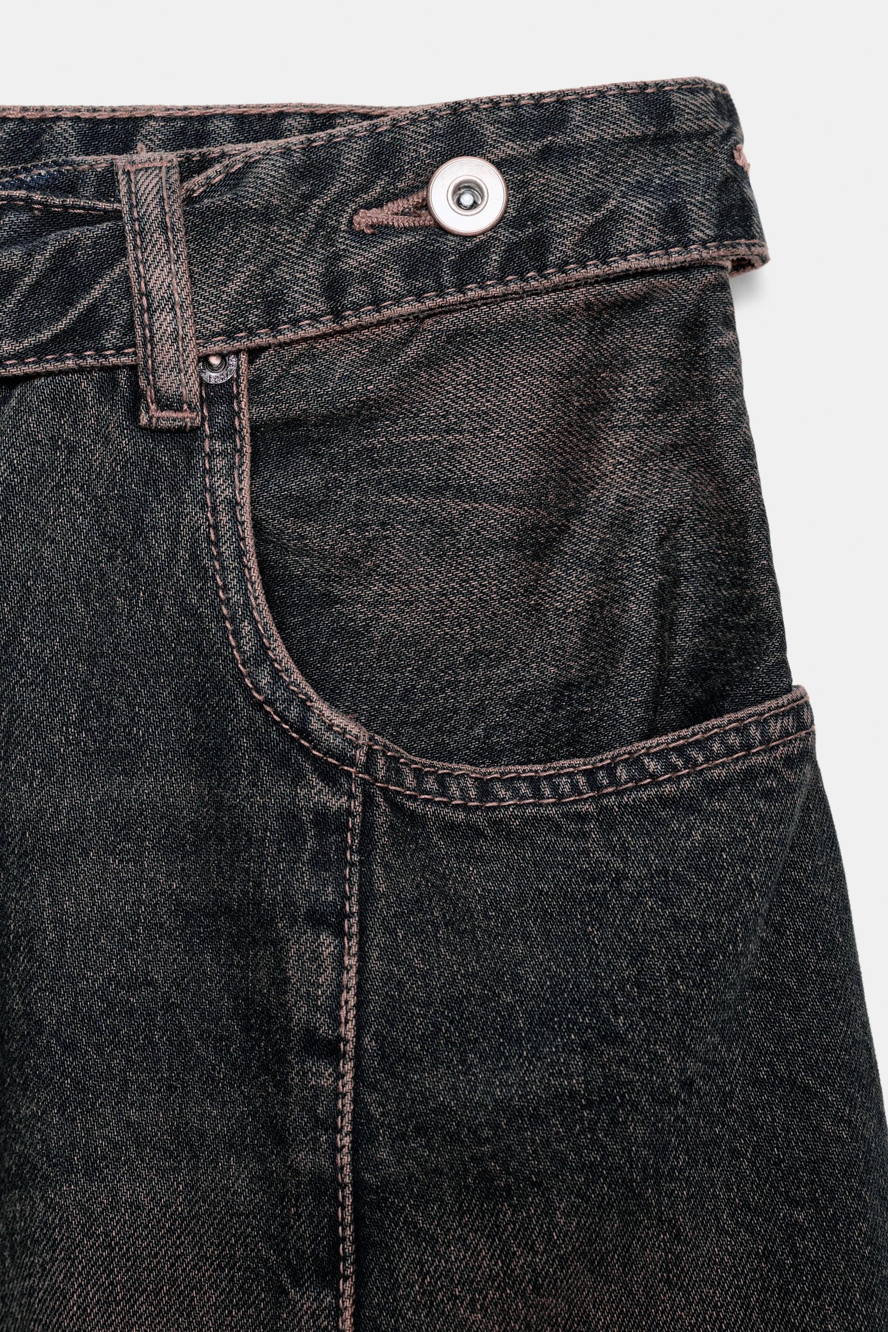 Oversized low-rise barrel jeans