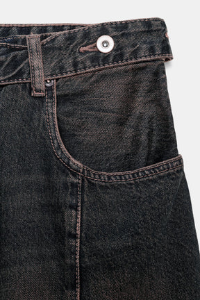 Oversized low-rise barrel jeans