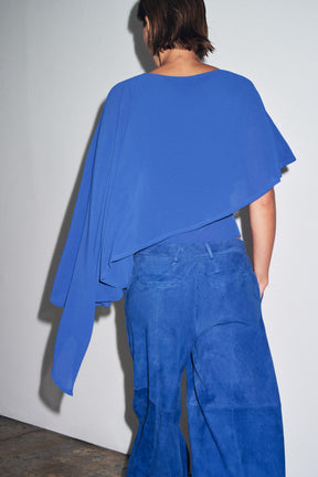 Asymmetrischer Body