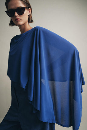 Asymmetrischer Body