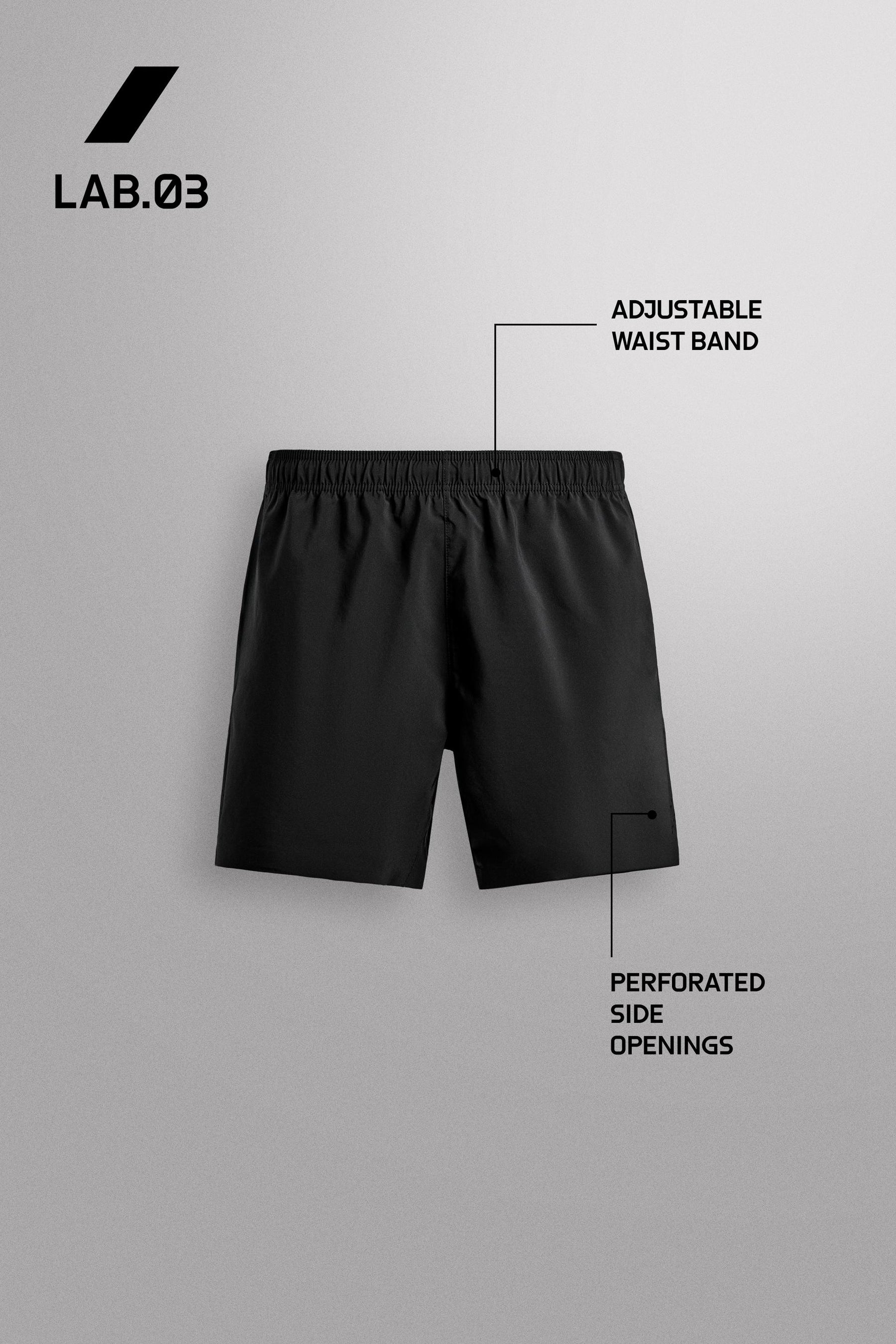 Perforierte Sommershorts