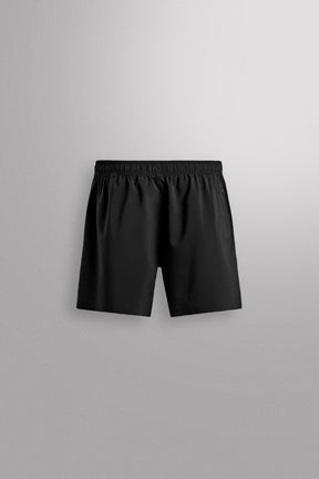 Perforierte Sommershorts