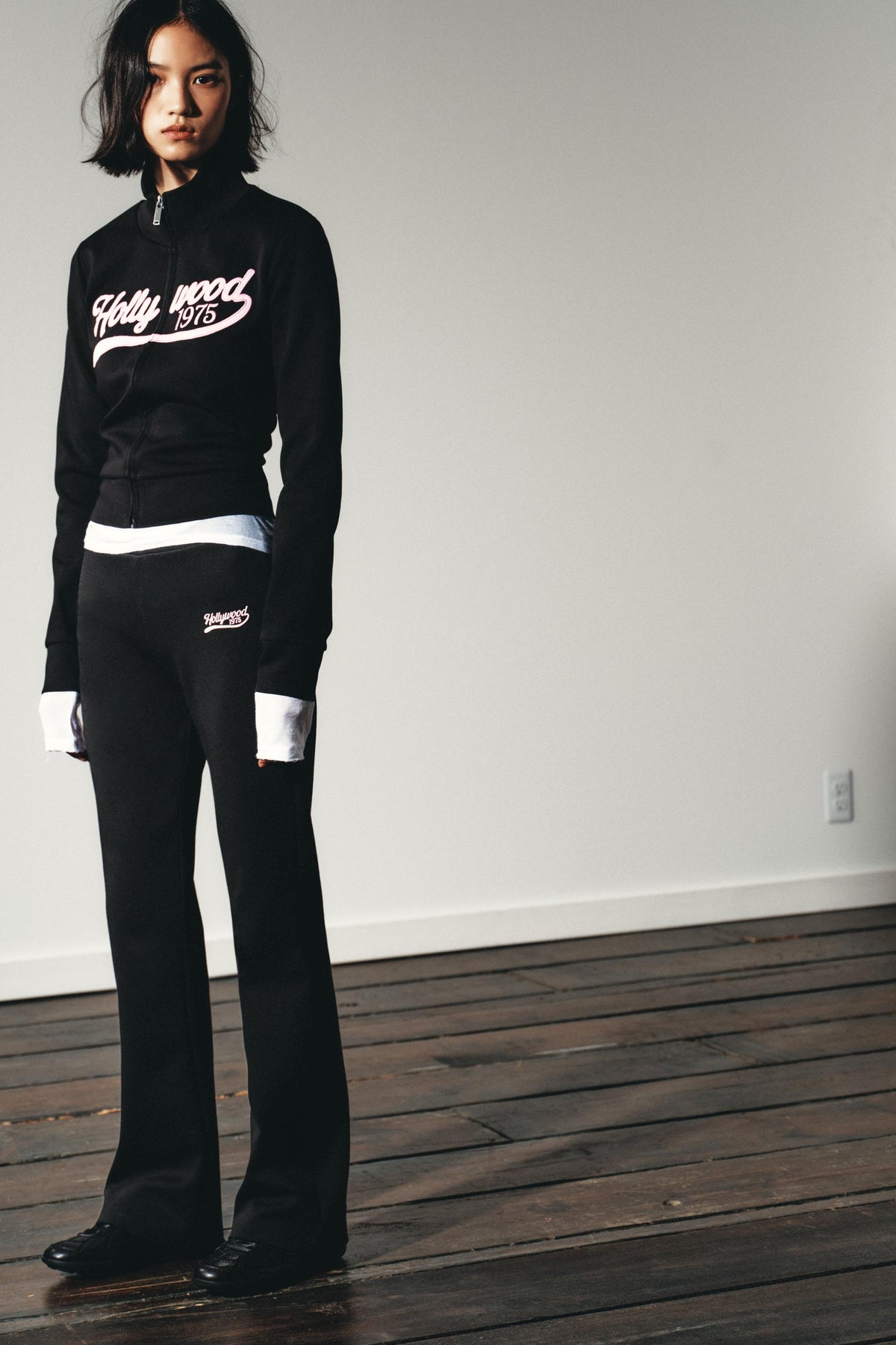 Zip-up sweatshirt