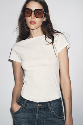 Short sleeve shirt