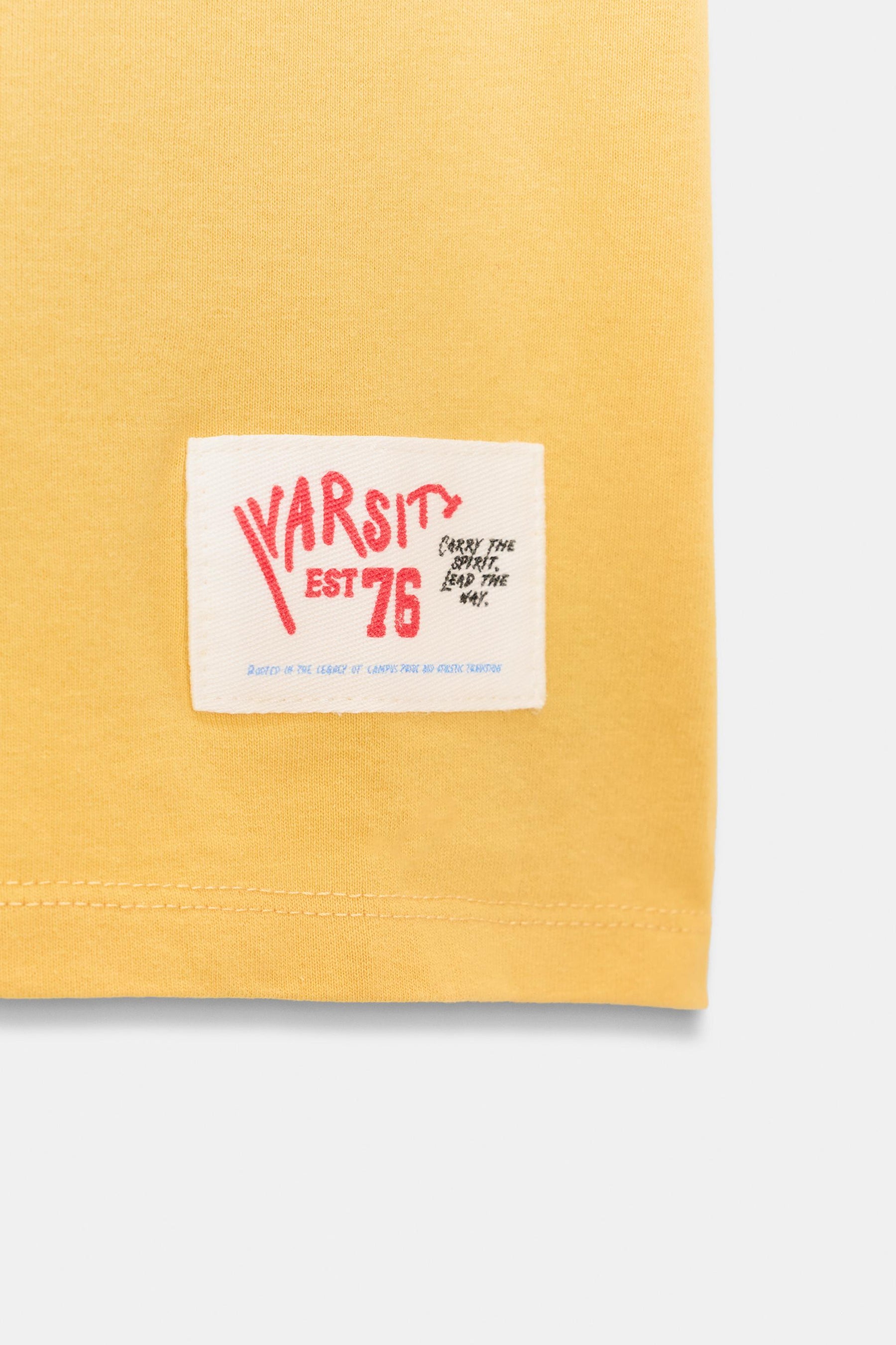 SHORT SLEEVE T-SHIRT