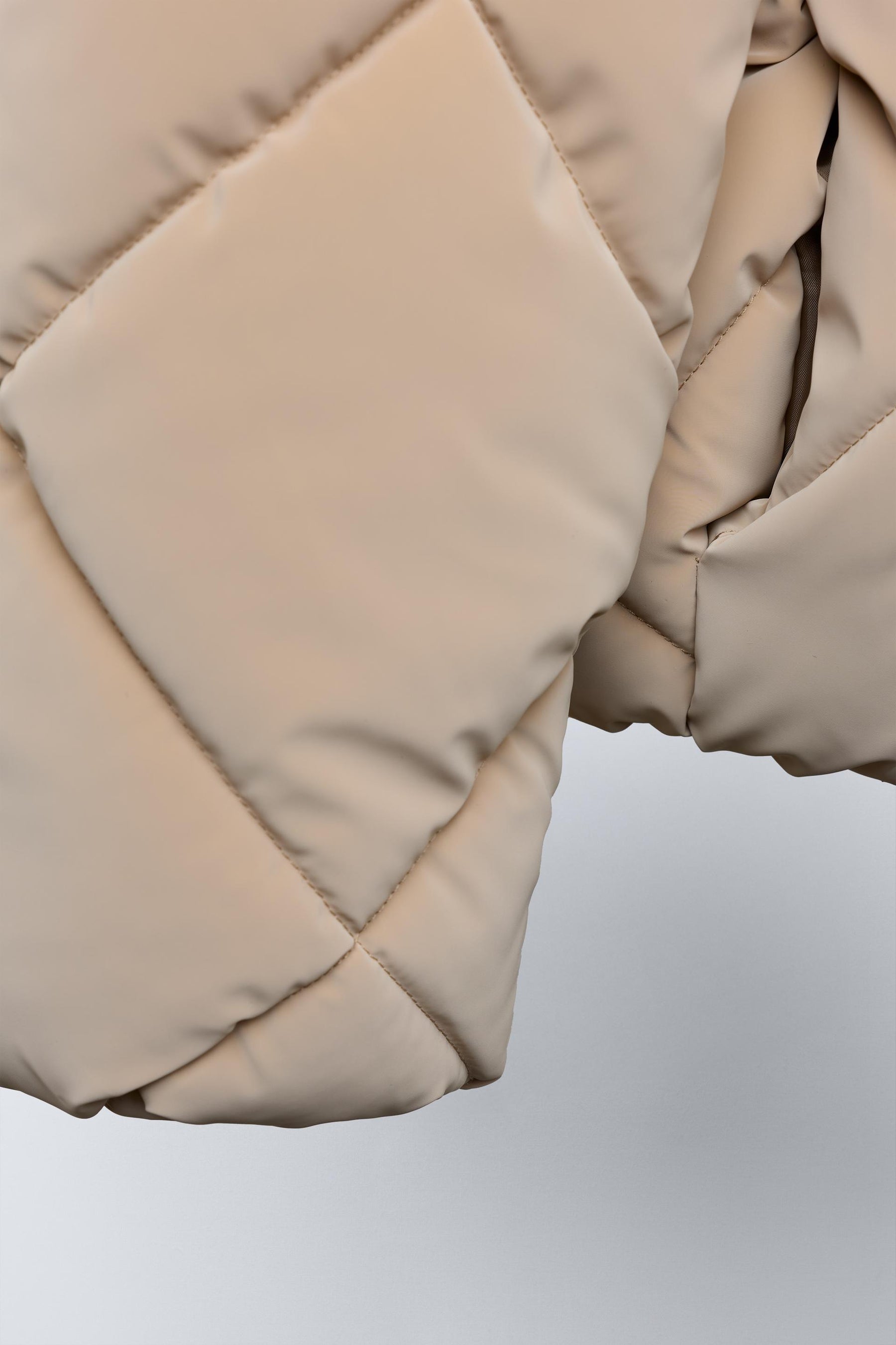 RUBBERISED PUFFER JACKET - Image 8