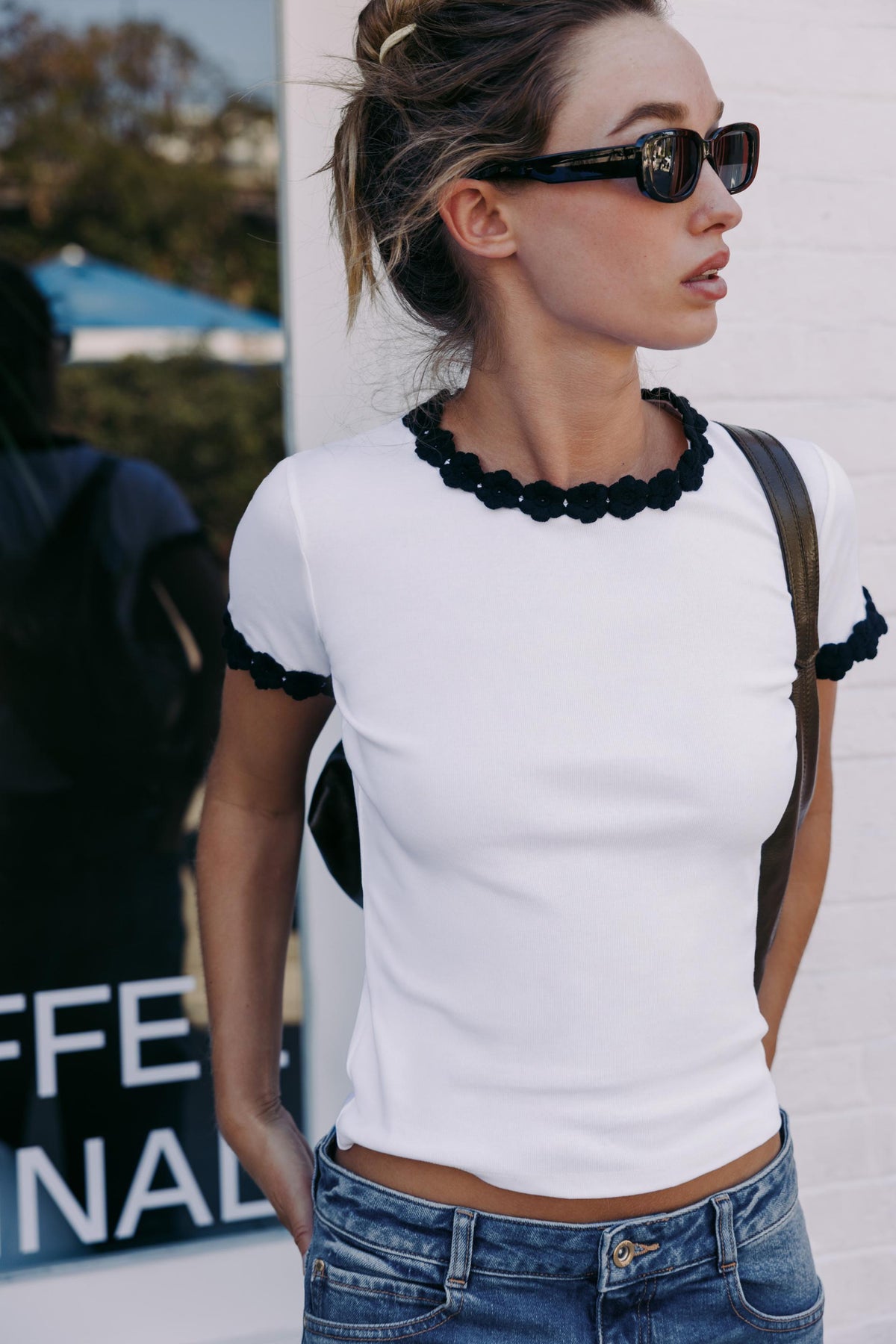 FLOWER DETAIL SHIRT