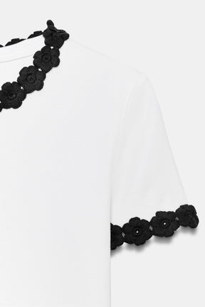 Hemd mit Blumendetail
