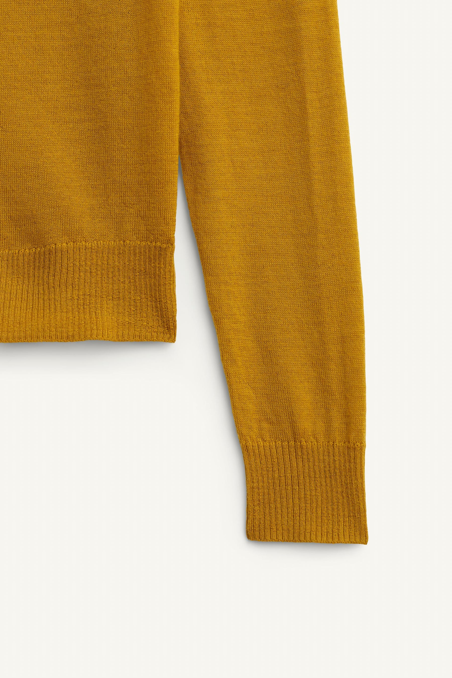 100% WOOL RUFFLED JACKET