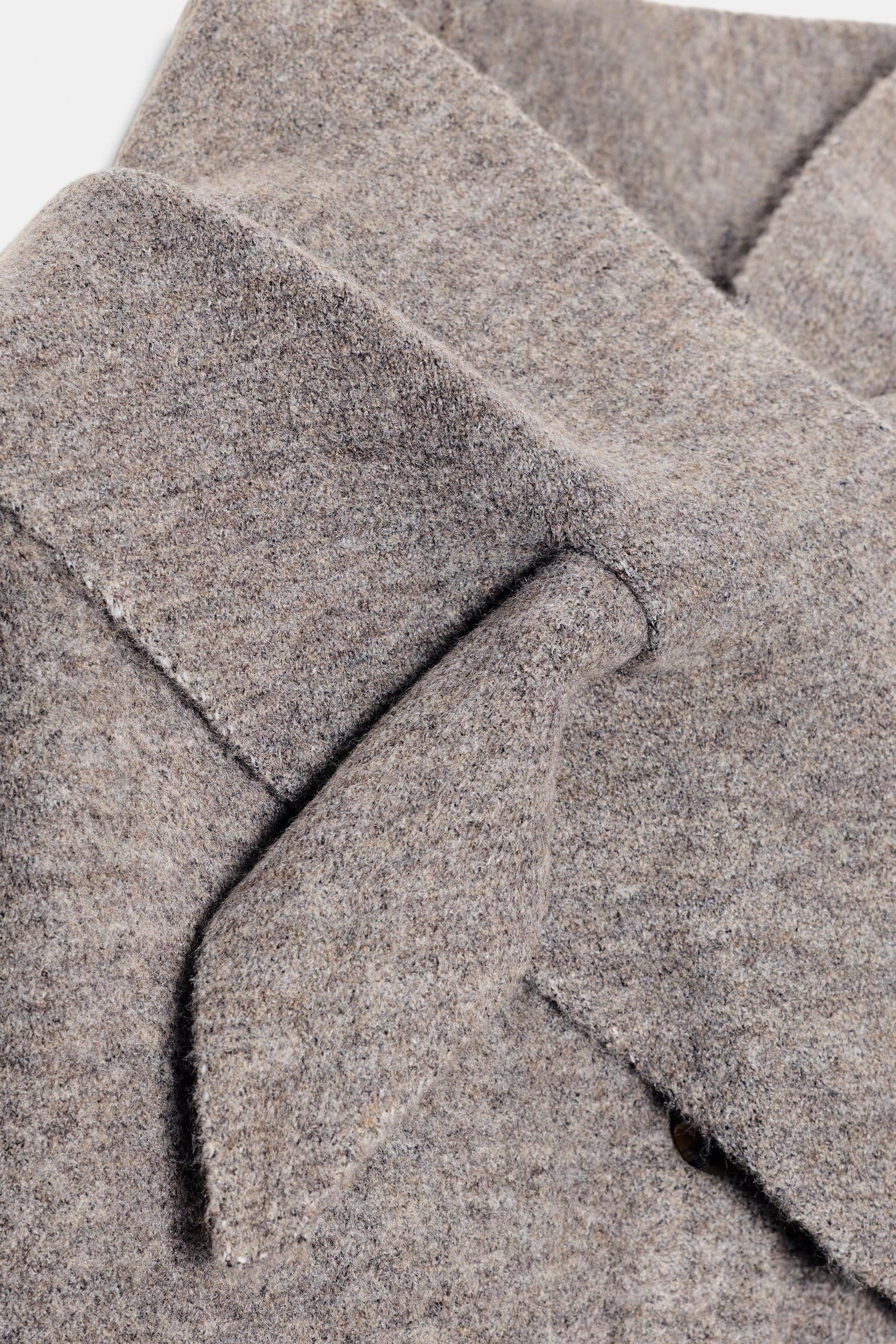 Strickjacke mit Schaldetails