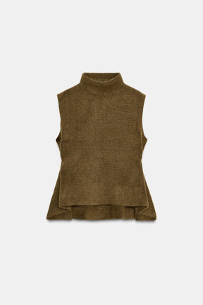 ASYMMETRIC KNIT TOP WITH SIDE APPLIQUÉS - Image 1