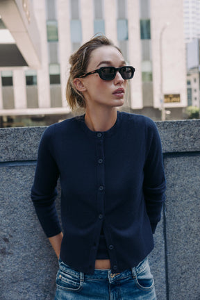 BASIC KNIT CARDIGAN WITH BUTTONS - Image 3