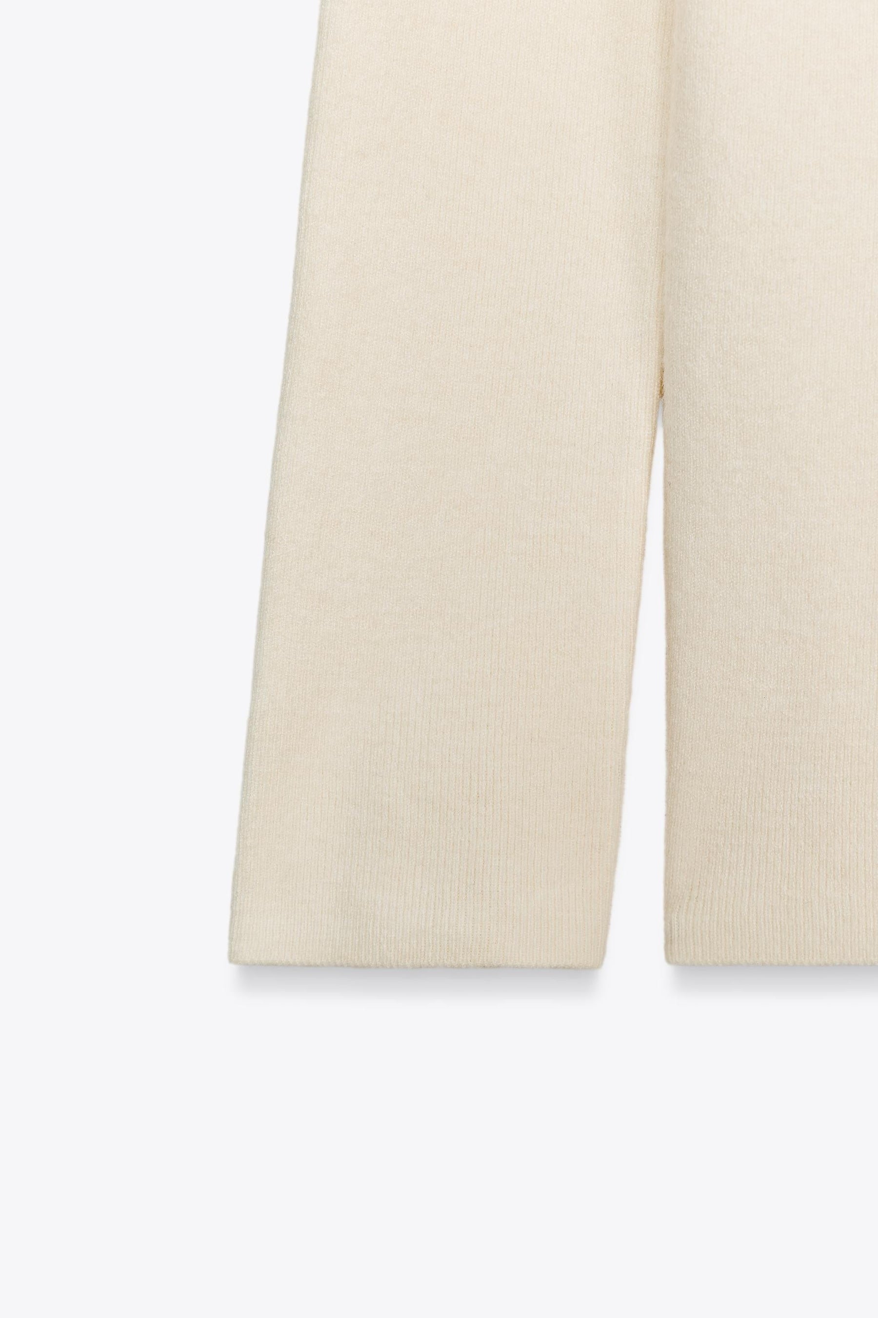 STRAPLESS KNIT TOP