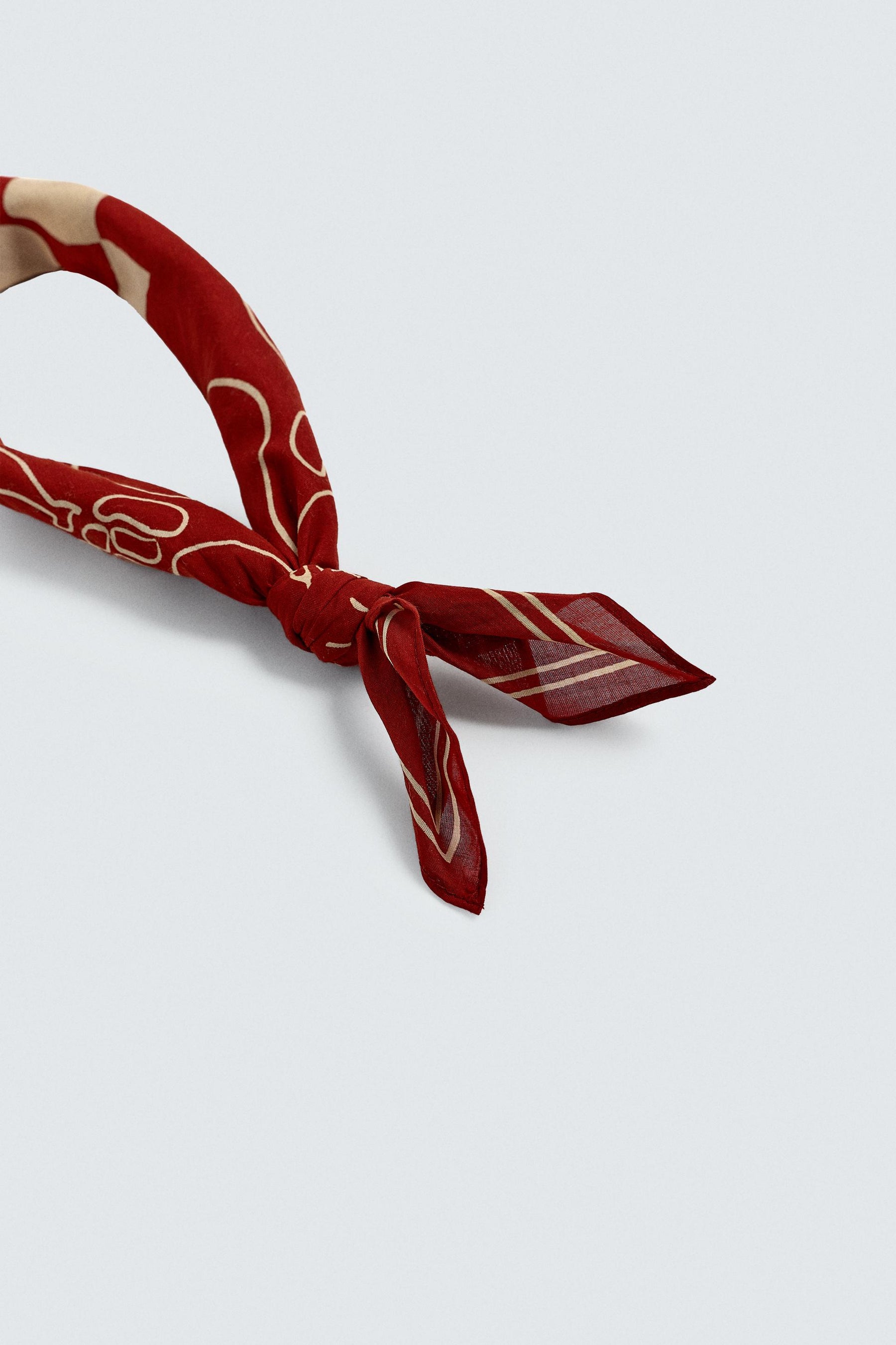 Contrast Print Bandana