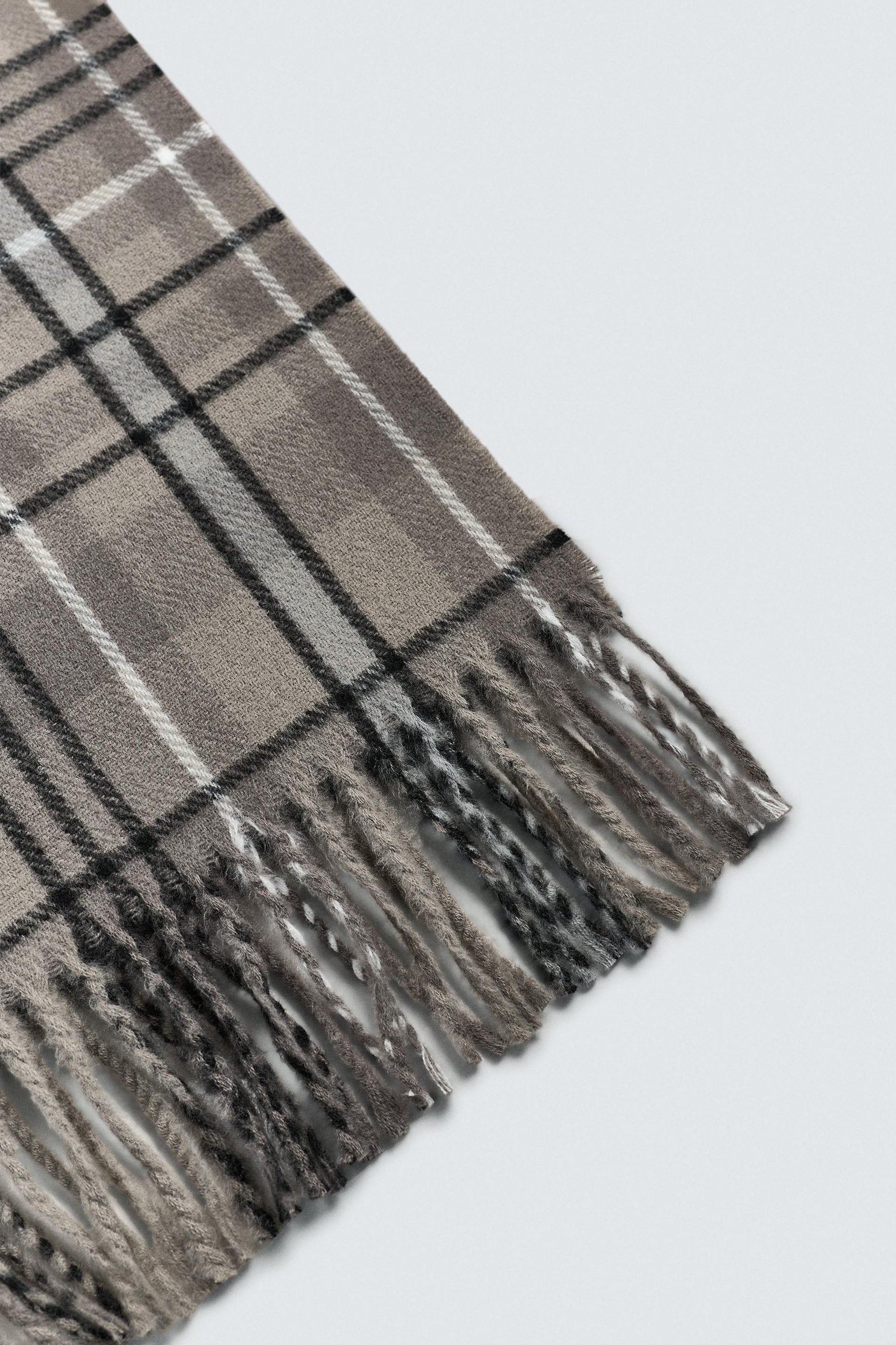 Plaid Scarf Combination