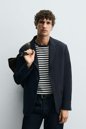 TEXTURED REGULAR FIT BLAZER - Image 2