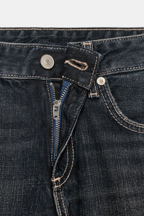 Wide-leg low-rise jeans