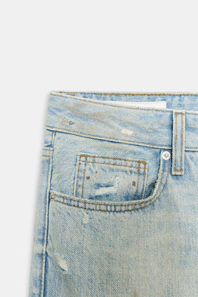 STRAIGHT-LEG JEANS