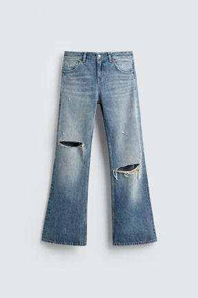 Hüftjeans mit ausgestelltem Bein